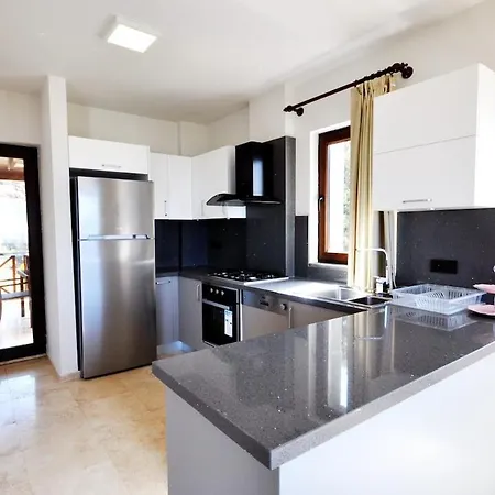 Mugla Sleeps 10 With Pool Air Con And Wifi Giriş